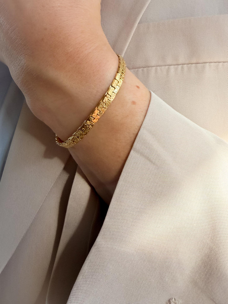 Hammered Gold Chain Bracelet