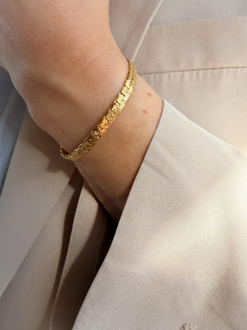 Hammered Gold Chain Bracelet